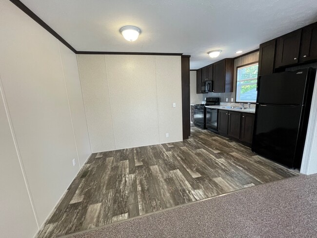 31 Mockingbird Hill Dr