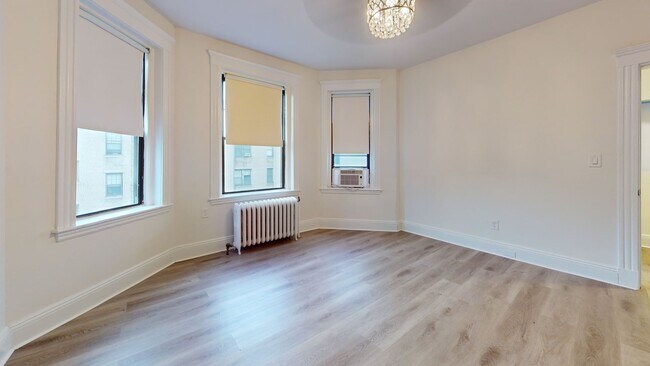 Photo - Luxury Gut Reno Complete!  Ready for Move-in NOW!  Elevator in Building!