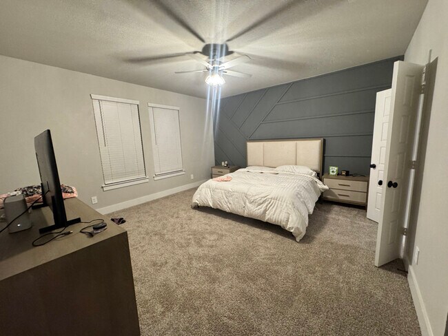 Photo - 632 Mooney Dr