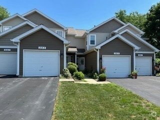 Building Photo - 545 Woodcrest Dr Unit 545 Rental