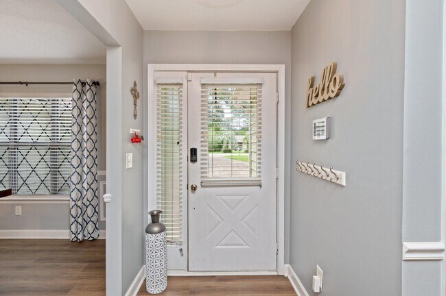 Photo - 615 St Martin Cove