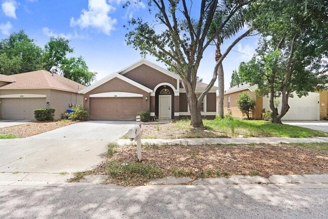 Photo - 930 Grand Canyon Dr
