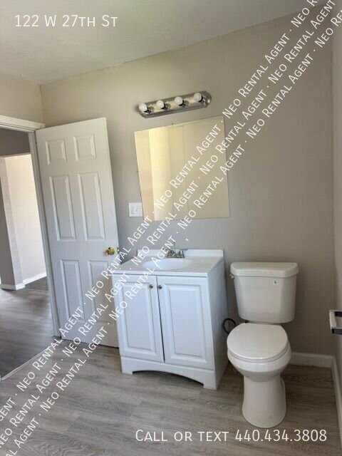122 W 27th St
