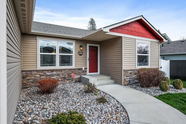 Photo - 12609 E 12th Ave