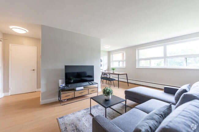 Building Photo - Donway