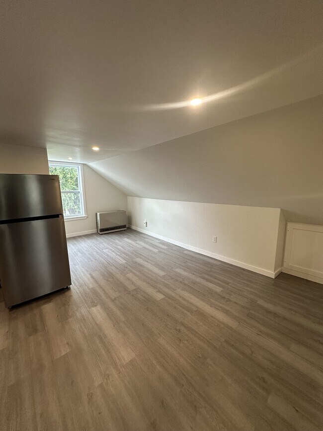 Photo - 7 Bennett Ave Unit 3