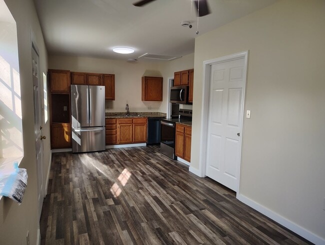 250 Wilson St Unit B