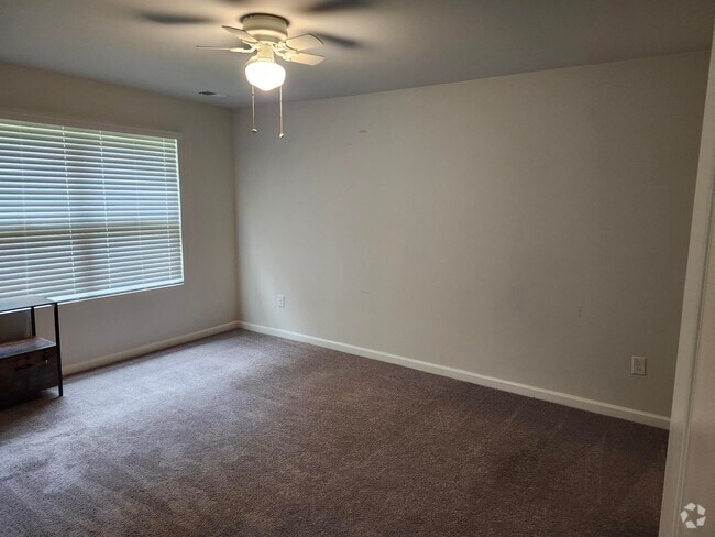 Building Photo - 6620 Sterling Way Rental