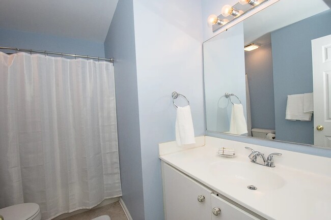 Photo - 327 Thyme Ln