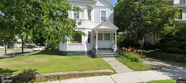 Front Entrance - 130 Loomis St Unit 130A Loomis St