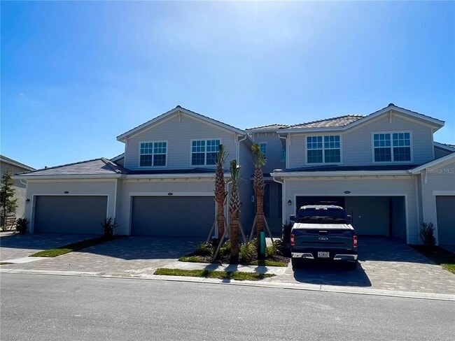 Building Photo - 14640 Sycamore Ct