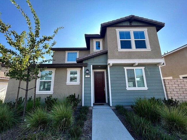 Exceptional 4-Bedroom Home in the Highly Sought-After Harvest at Limoneira - Exceptional 4-Bedroom Home in the Highly Sought-After Harvest at Limoneira