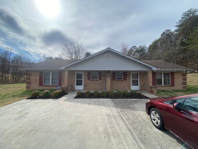 Photo - 7909 Swaggerty Rd Unit 7909 swaggerty road