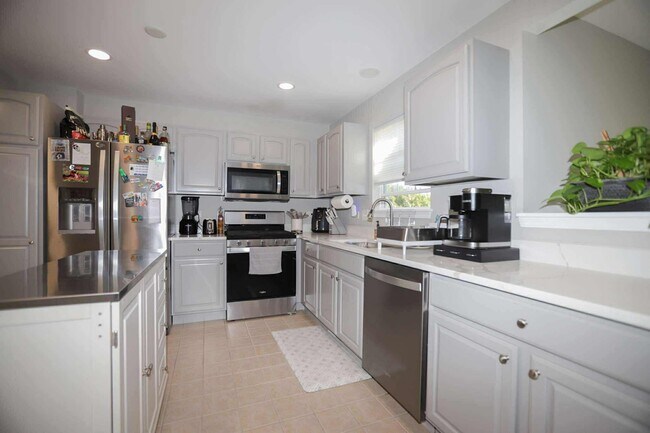 Photo - 1117 Draper Rd