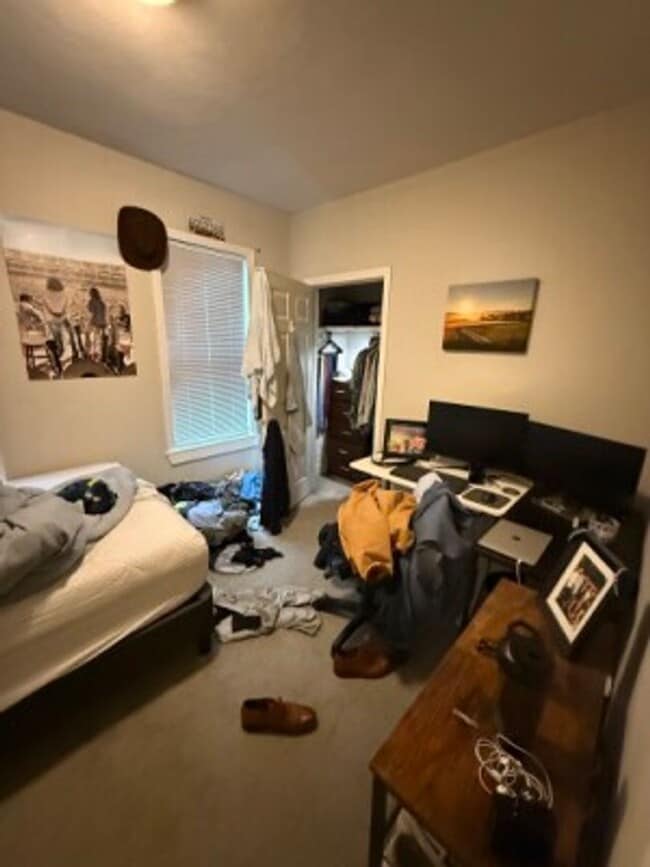 Photo - Southie 3 Bed Apartment - NO FEE - 9/1