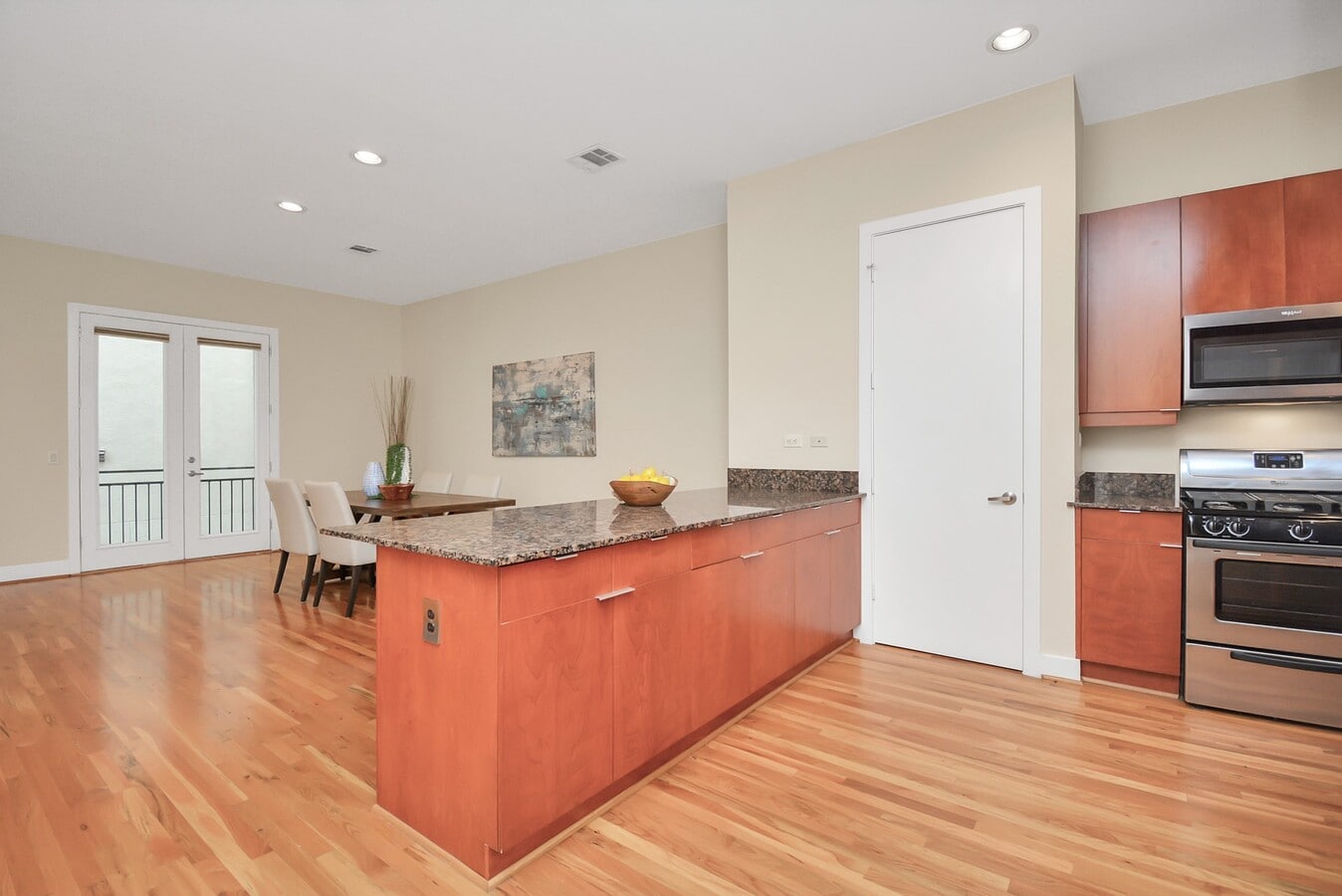 Photo - 1118 Columbus St Unidad B