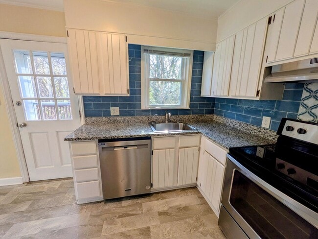 Photo - 1017 Madison Ave