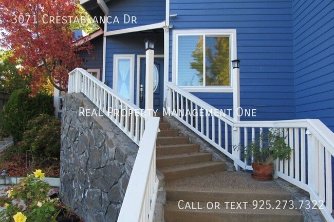 Photo - 3071 Crestablanca Dr