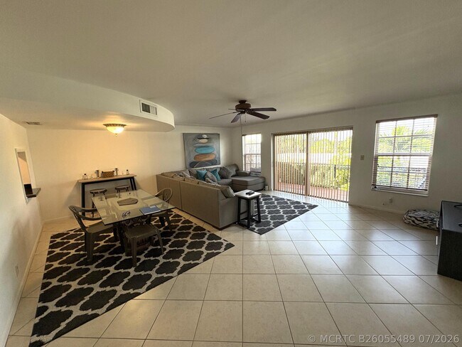 640 Tennis Club Dr Unit 311