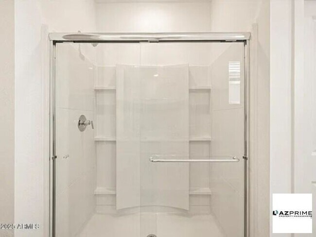 Building Photo - extravagant home