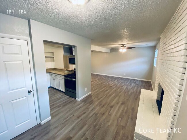 Photo - 3633 Walnut St Unit 101