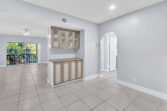 Photo - 450 NW 20th St Condo Unit 312
