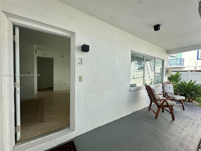 Photo - 1135 101st St Unidad 3