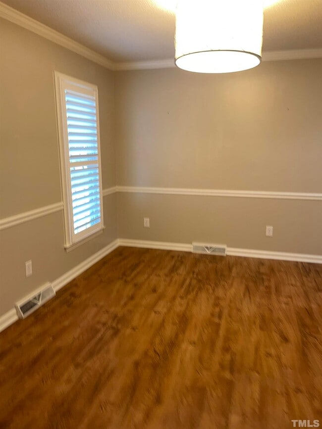 407 Portsmouth Ct