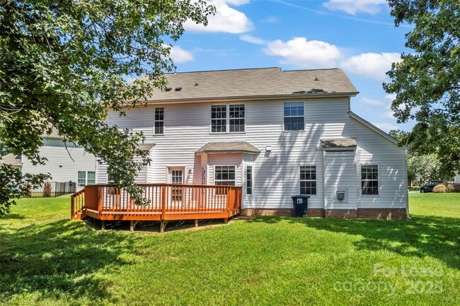 Photo - 2003 Red Carpet Ct