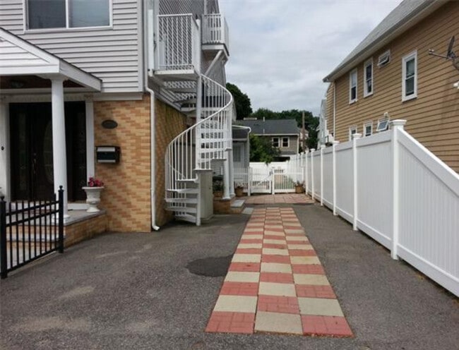 Photo - 29 Elton Ave Unit 29