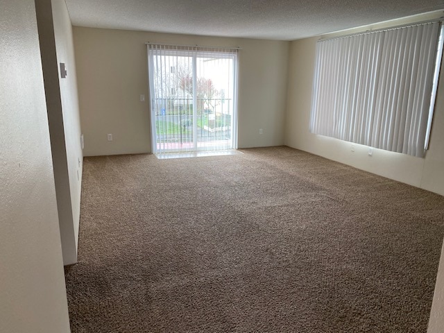 Building Photo - 16964 SE Stark St Rental