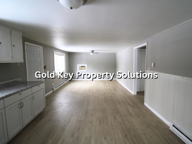 Photo - 9801 S Rinker St Unidad 701 W Malissa