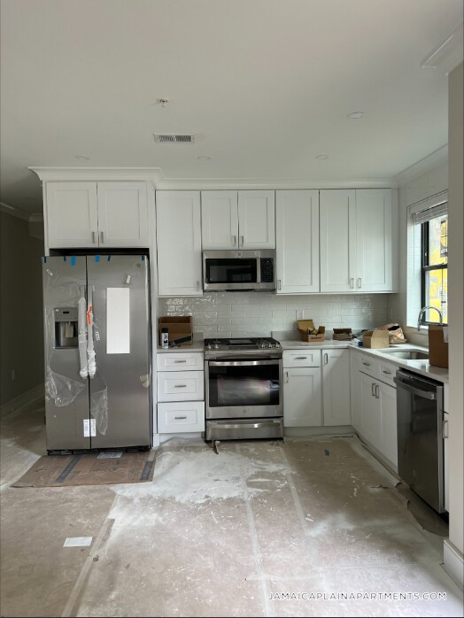 279 Lamartine St Unit 2