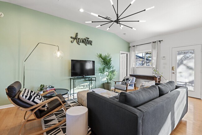 Photo - 2111 Travis Heights Blvd Unit Furnished Studio Apt.