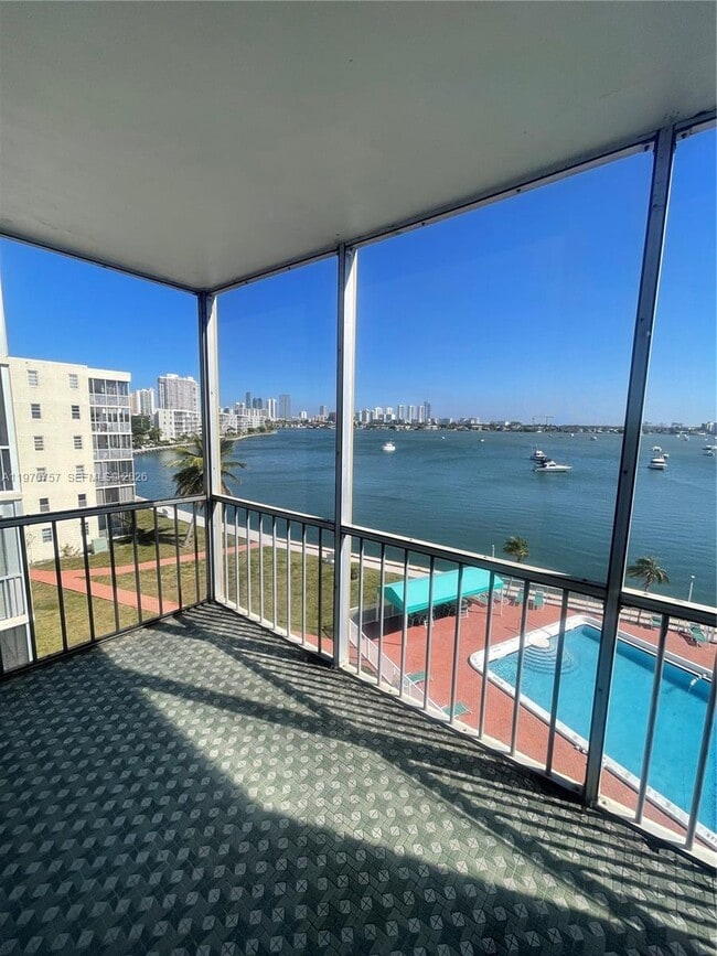 Photo - 2910 Point E Dr Unit M511