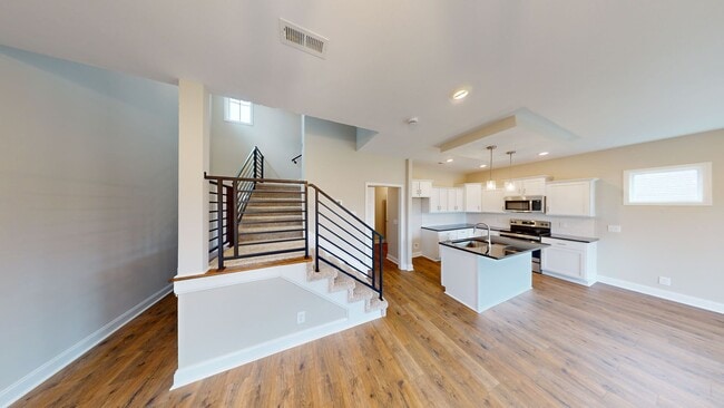 Photo - 2075 Ireland Wy