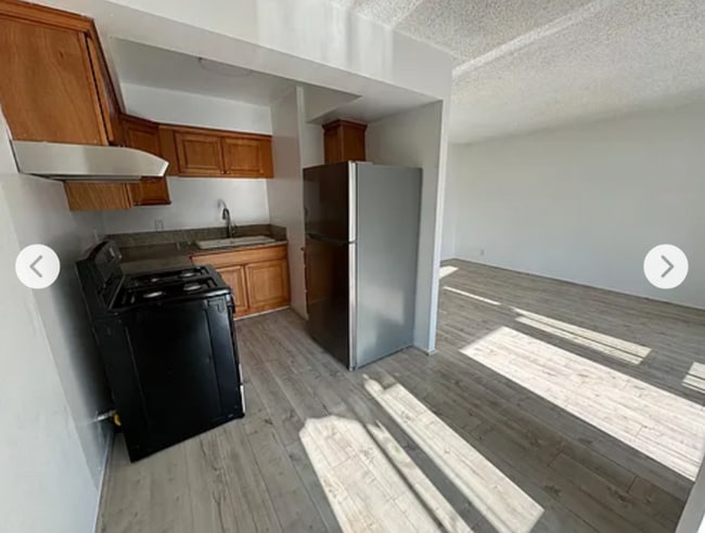 Photo - 7205 Fountain Ave Unit 10