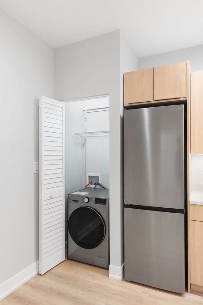 Photo - 1546 W Jonquil Terrace Unidad 007