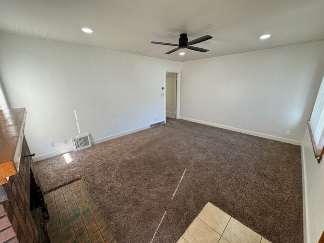 Photo - 2659 Brinker Ave