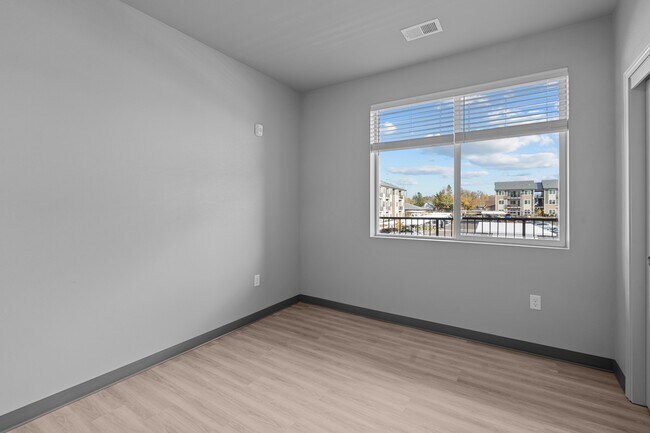 Photo - Union at Pacific Highway