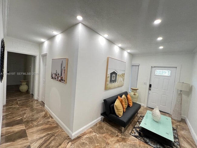 Photo - 1735 NE 157th Ter