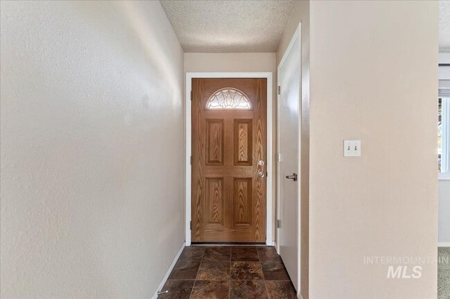 Photo - Updated Kuna Home with Private Backyard