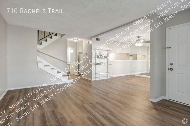 Building Photo - 710 Rachels Trail Rental