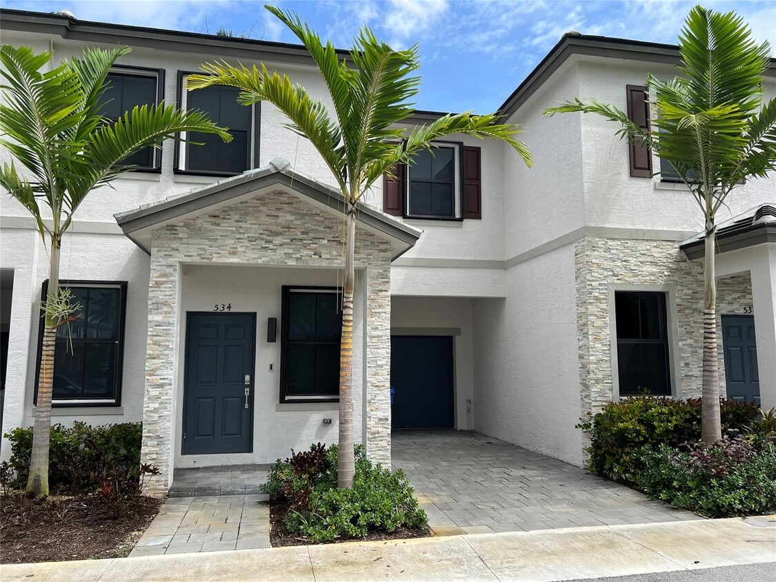Photo - 534 SW 19th Ter (Fort Lauderdale, FL)