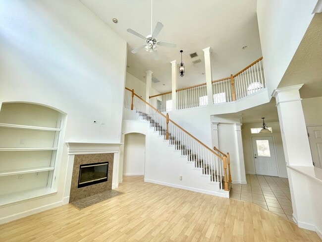 Photo - GREAT SPACIOUS 2 STORY HOME IN AVALON PARK in EAST ORLANDO