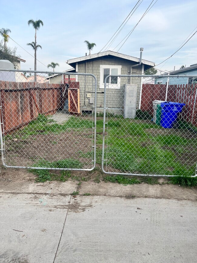 Photo - 5056 Hawley Blvd