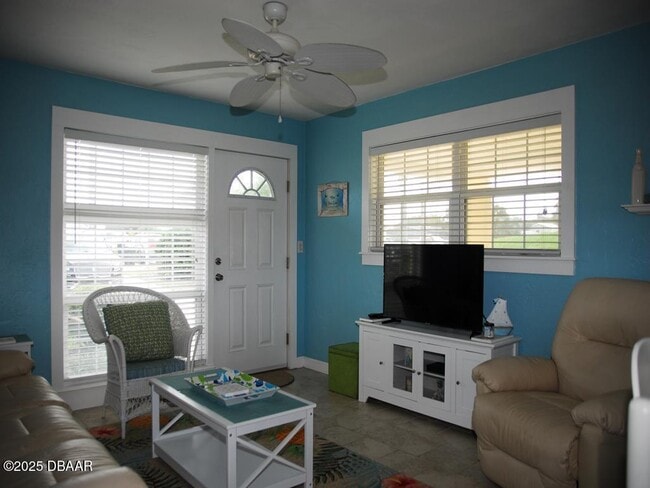 Photo - 828 26th Ave