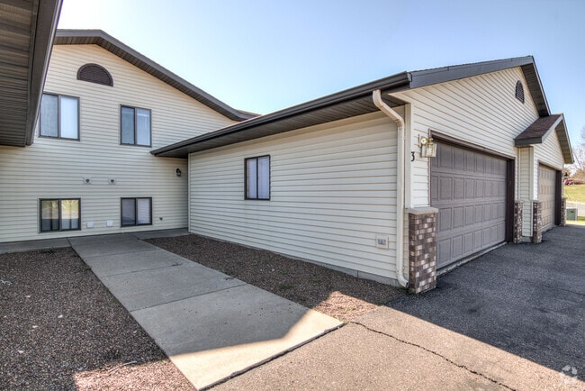 Building Photo - 2804 Edgewood Dr Rental