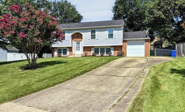 Building Photo - 3902 Norwalk Pl Rental