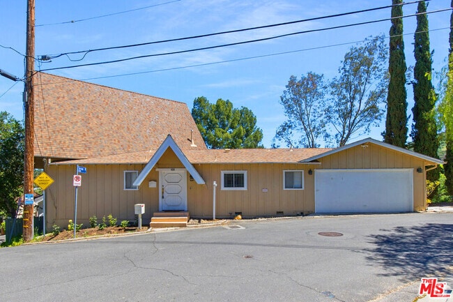 Building Photo - 4236 Ensenada Dr Rental